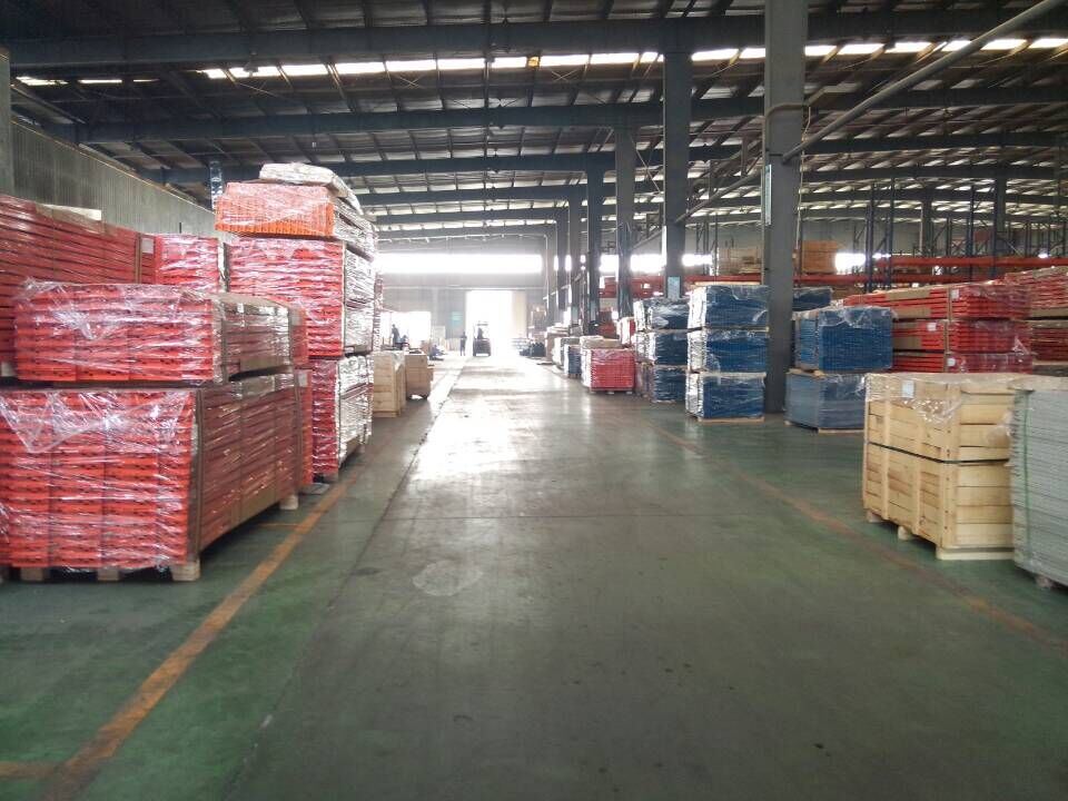Heavy Duty Push Back Pallet Racking จาก Nova Racks